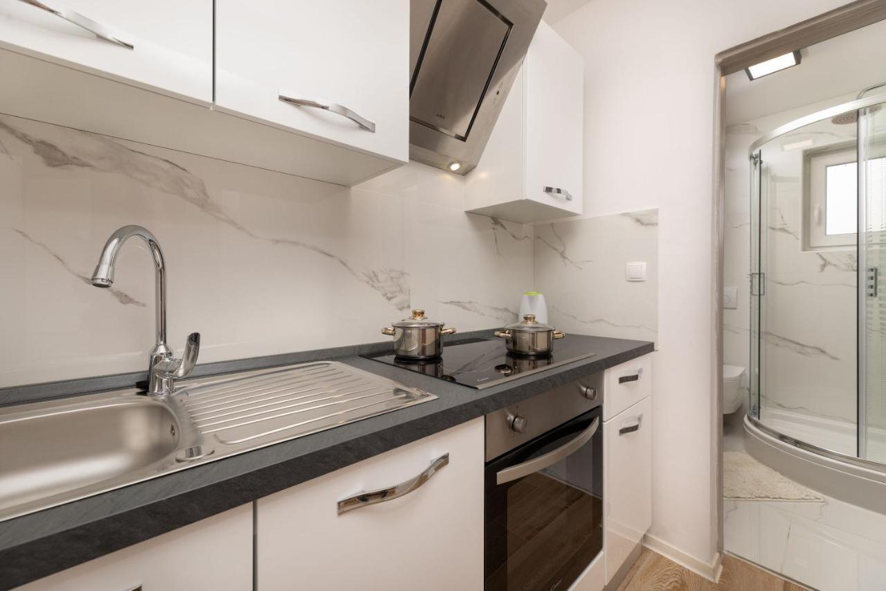 Apartments Vugrin ชิโล ภายนอก รูปภาพ